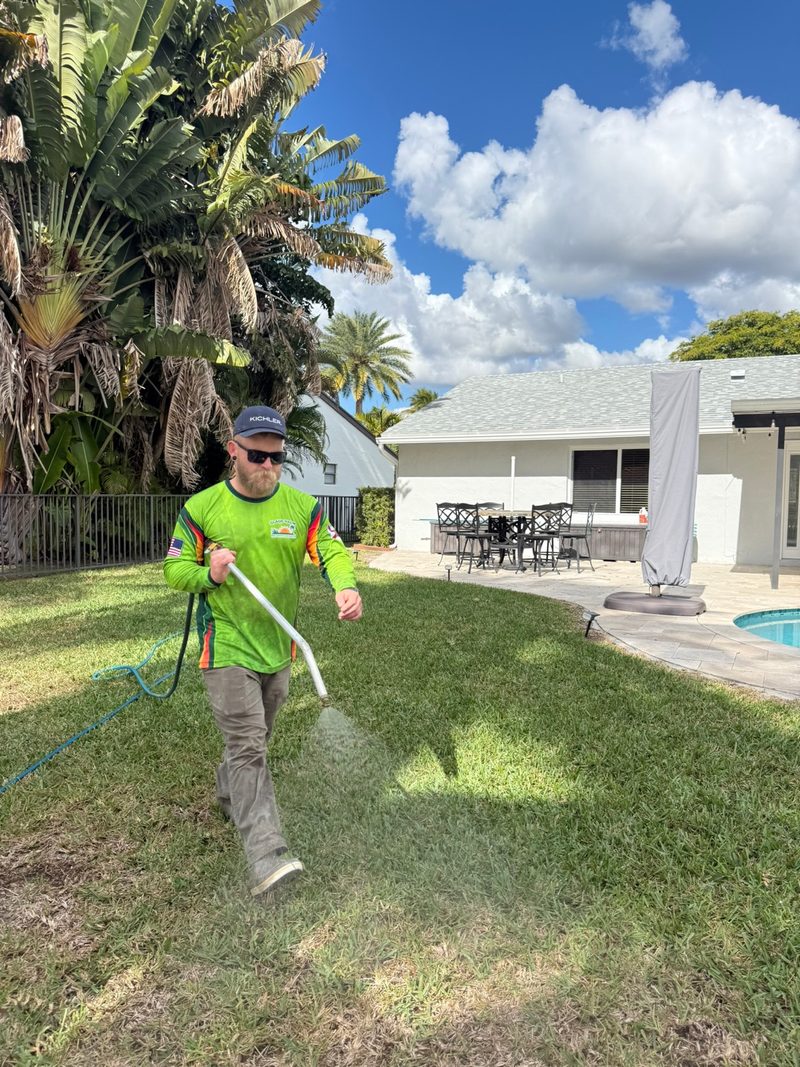 Glade Palm Lawn Care work photo 4